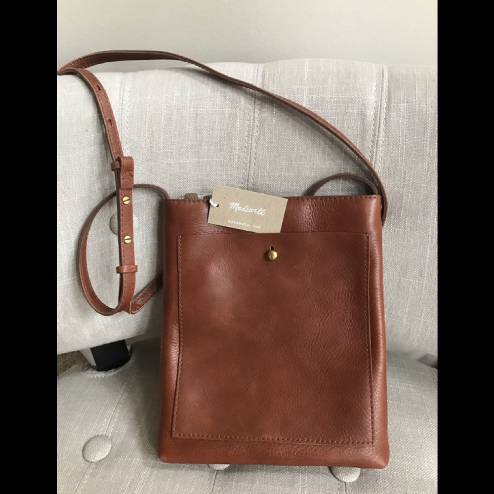 NWT Slim Brooklyn Cross body bag in leather